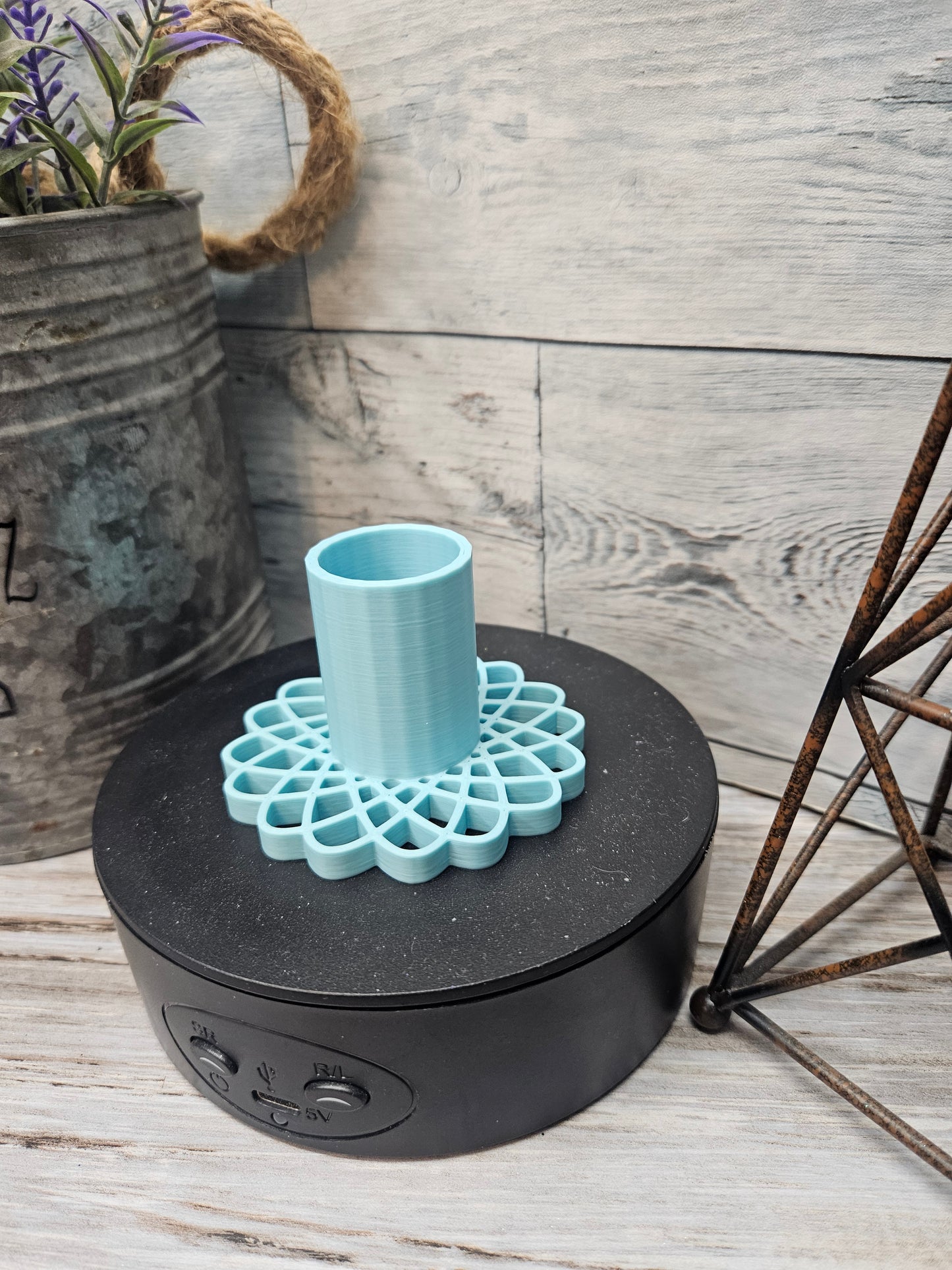 Spyrograph Tumbler Stand