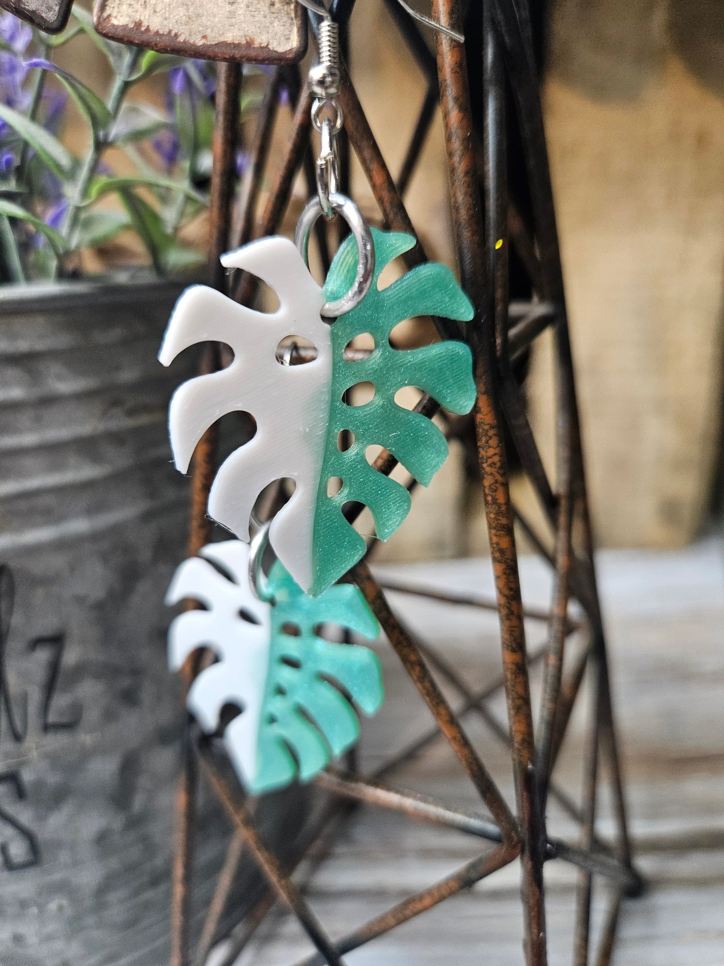 Monstera Earrings