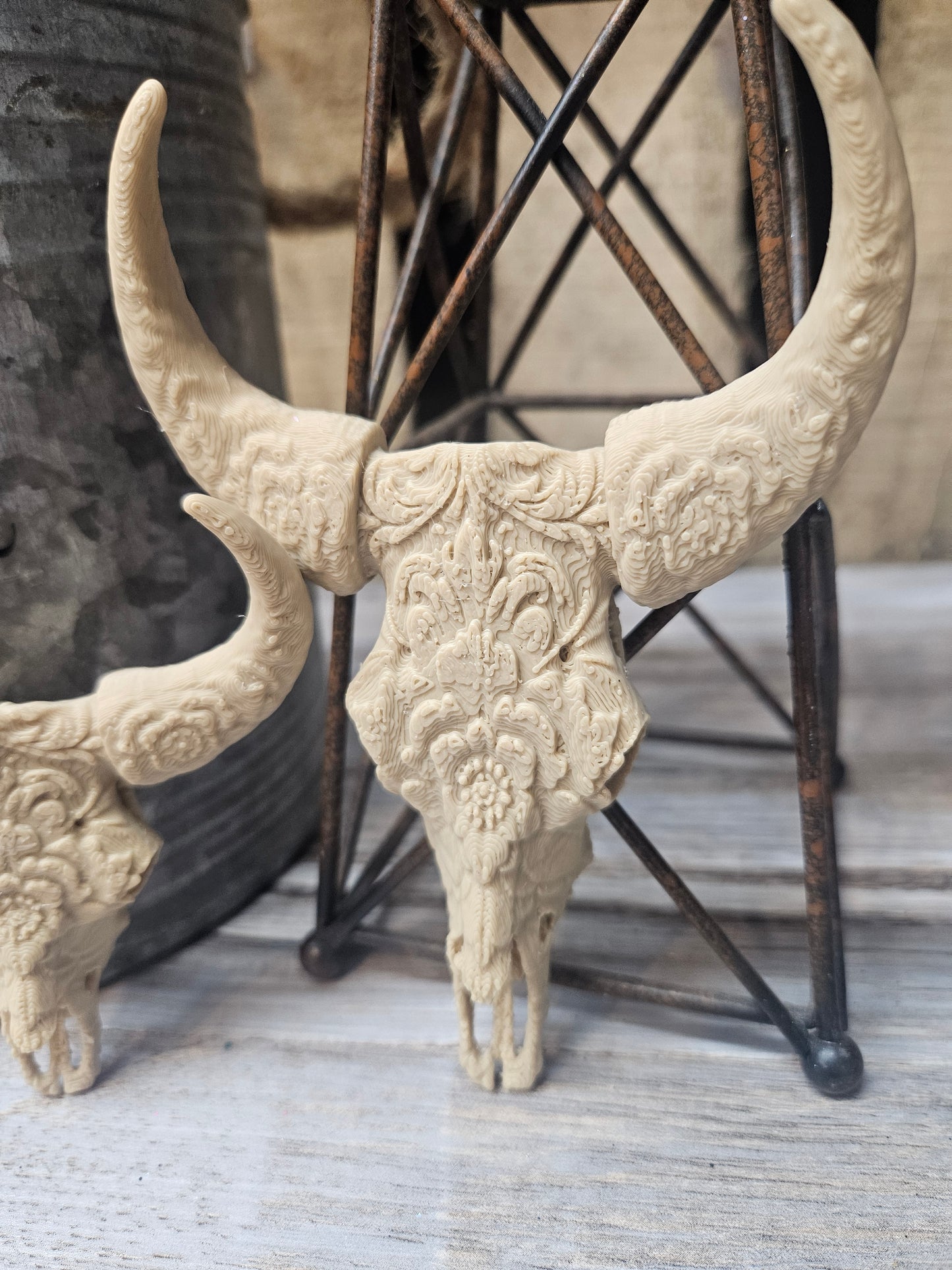 Bull Skull Hugger