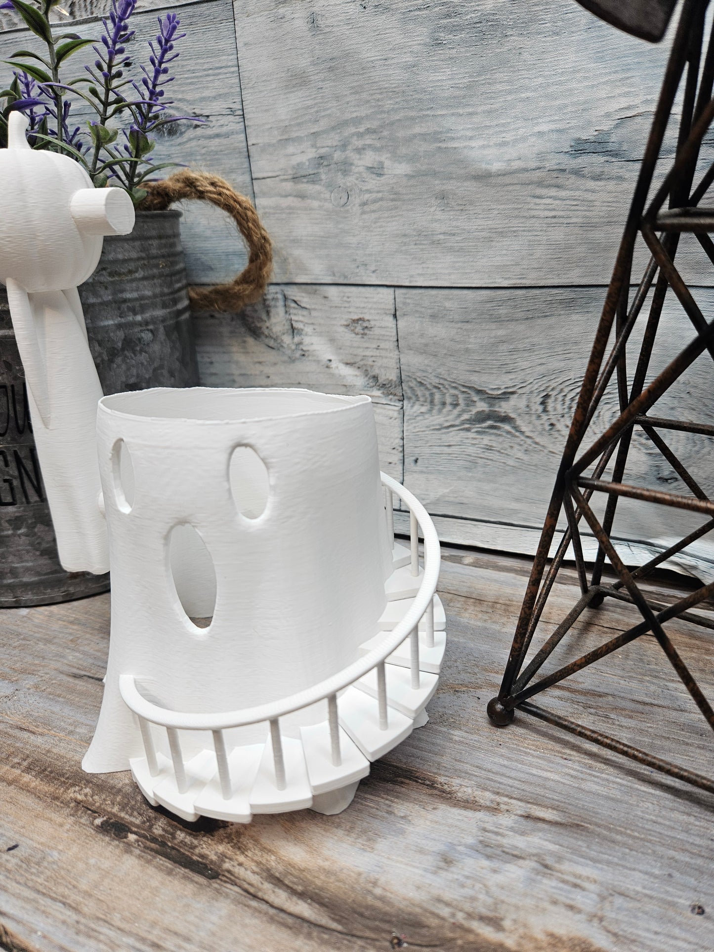 Ghost with Staircase Sleeve