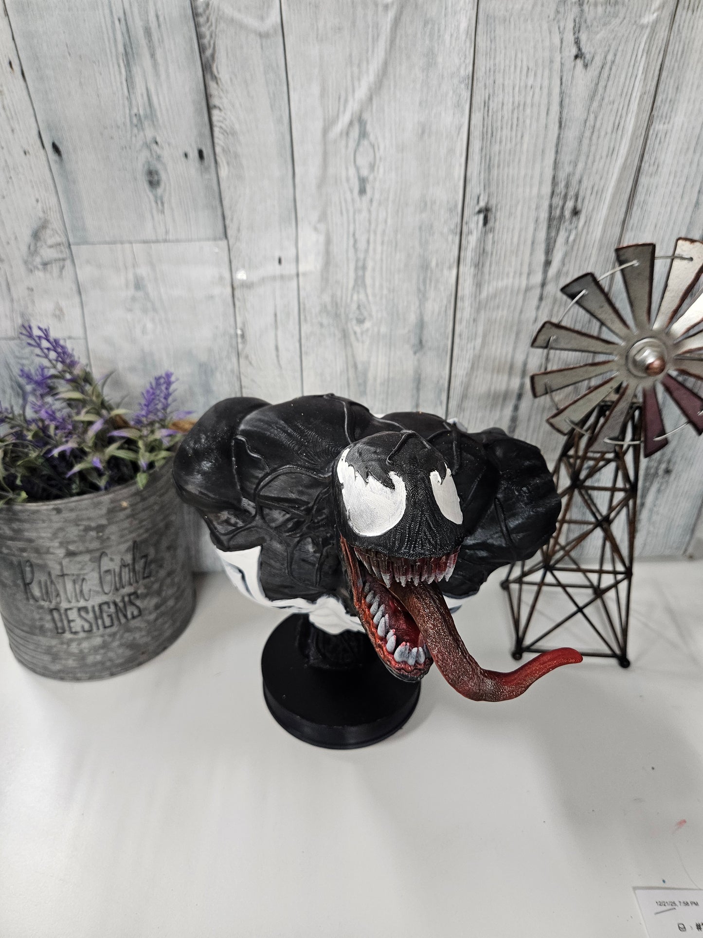 Venom Bust