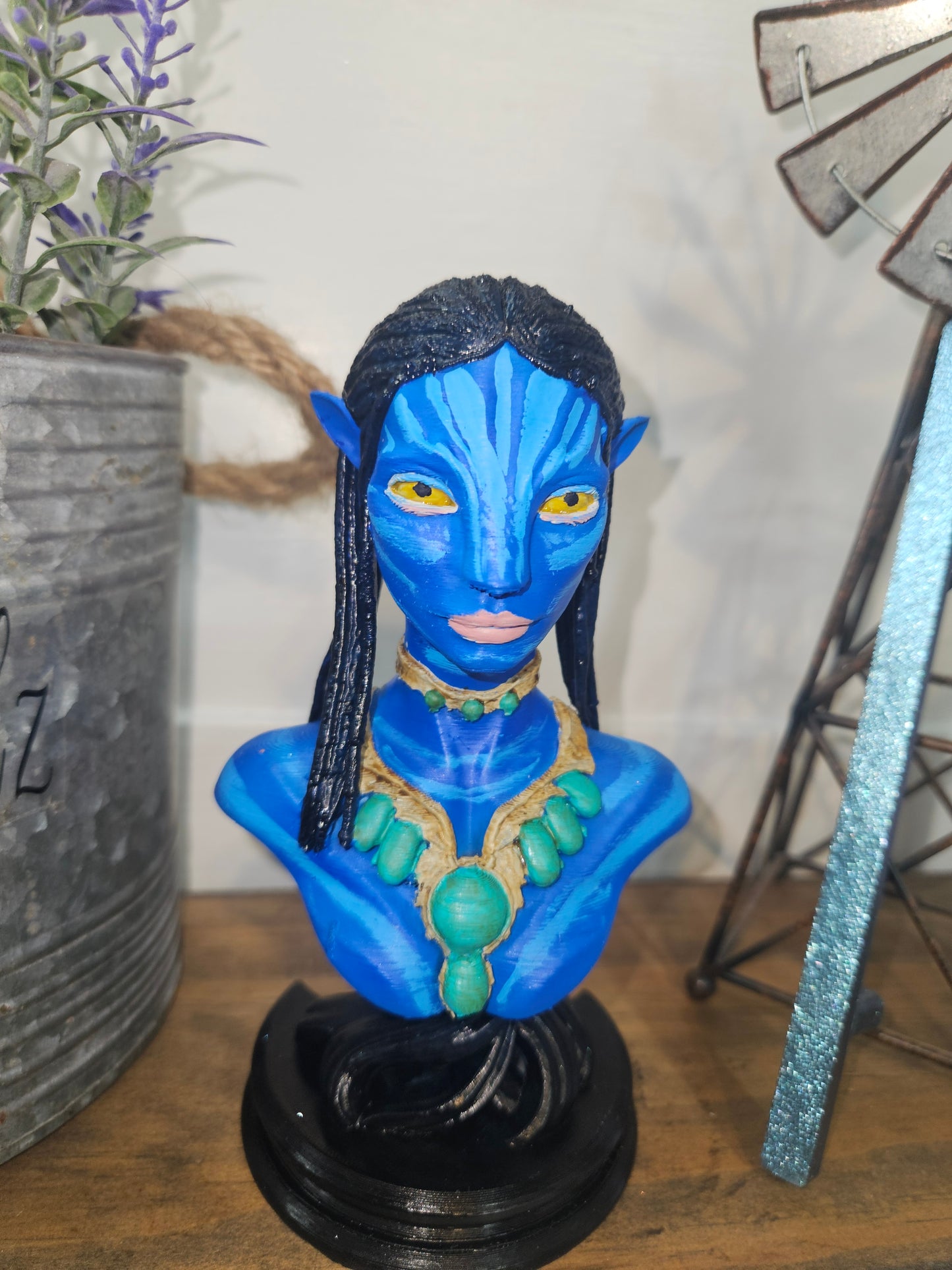 Avatar Hugger