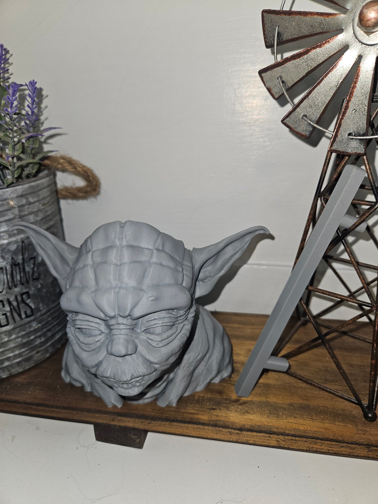 Yoda Bust Sleeve