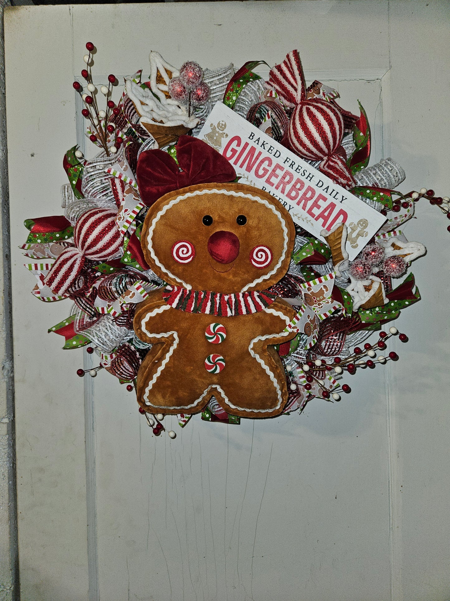 Gingerbread Christmas Wreath