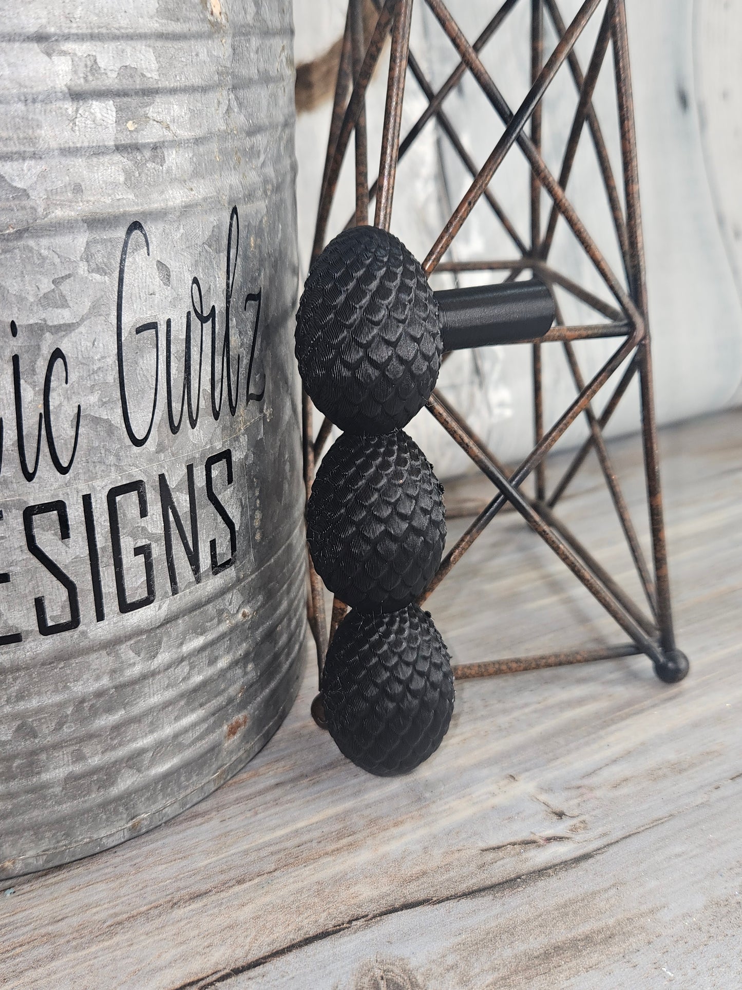 Dragon Egg Handle