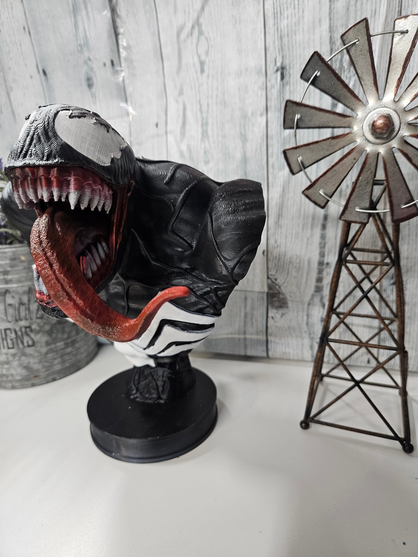 Venom Bust