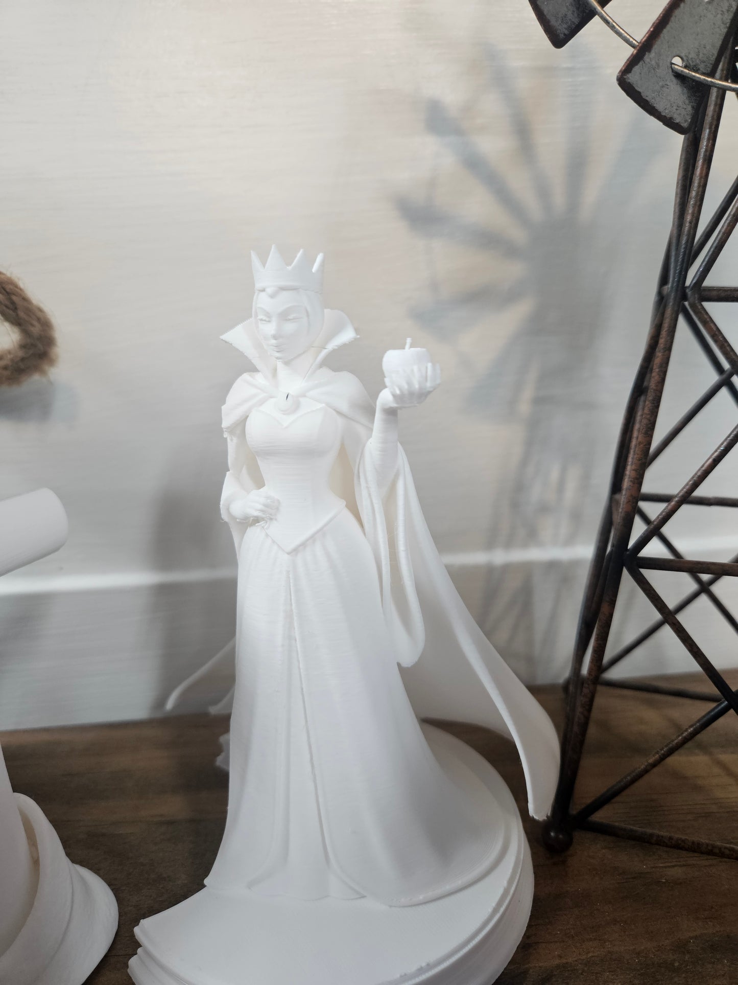Evil Queen and Handle