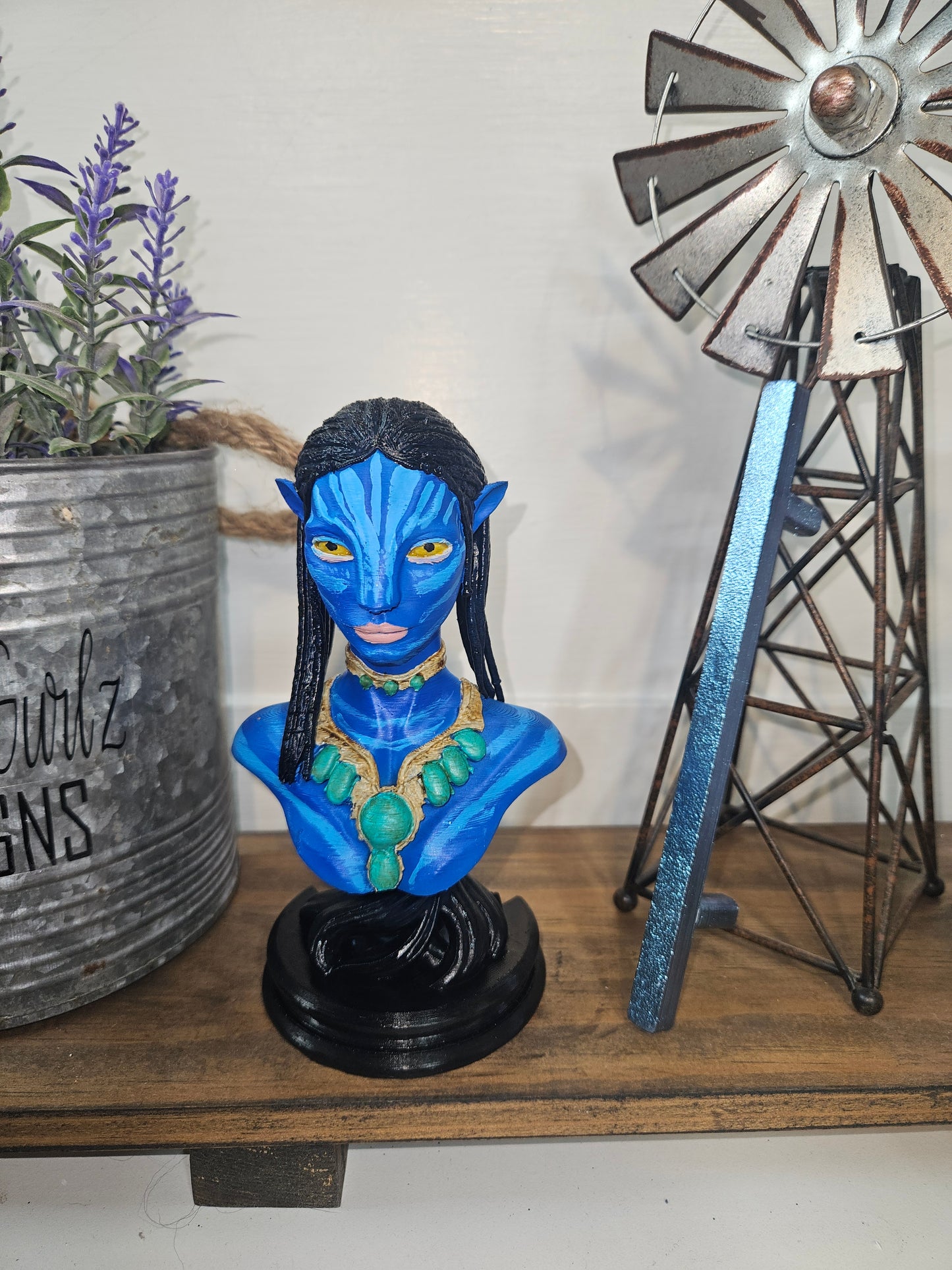 Avatar Hugger