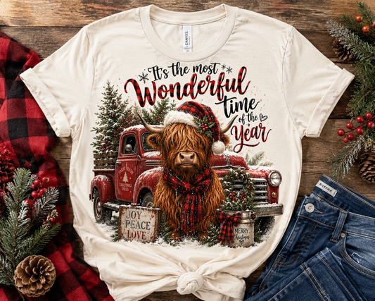 Highland Cow Red Truck Christmas T-Shirt