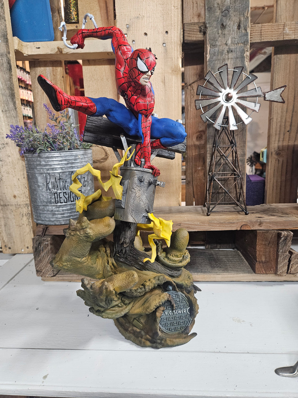 Spiderman on Sandman Hand