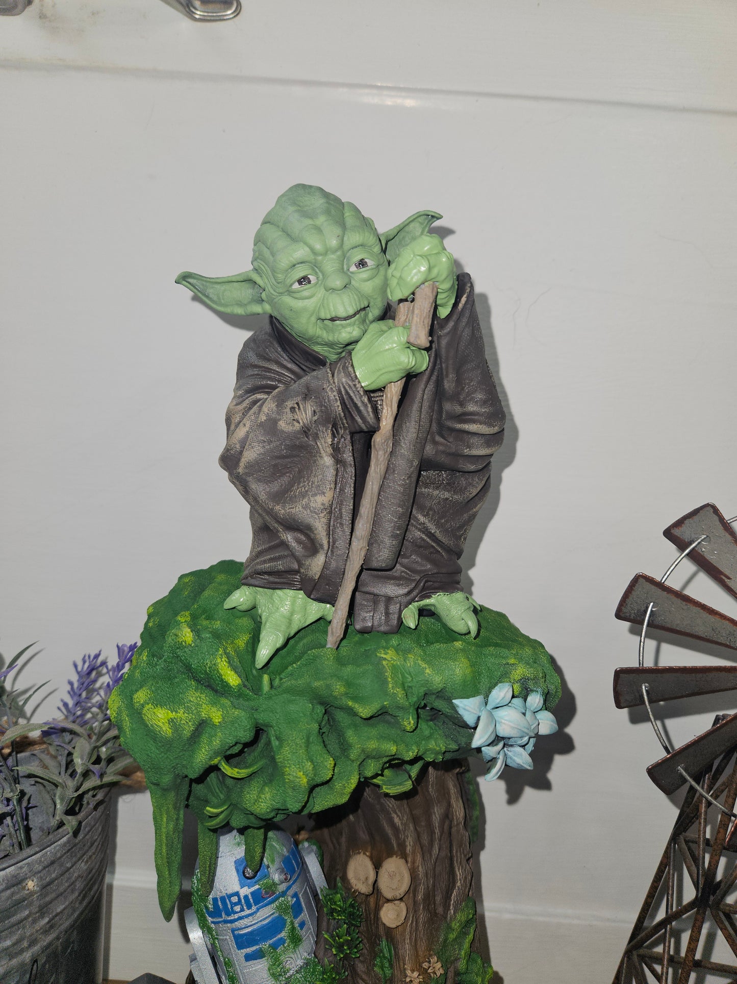 Yoda sculpture