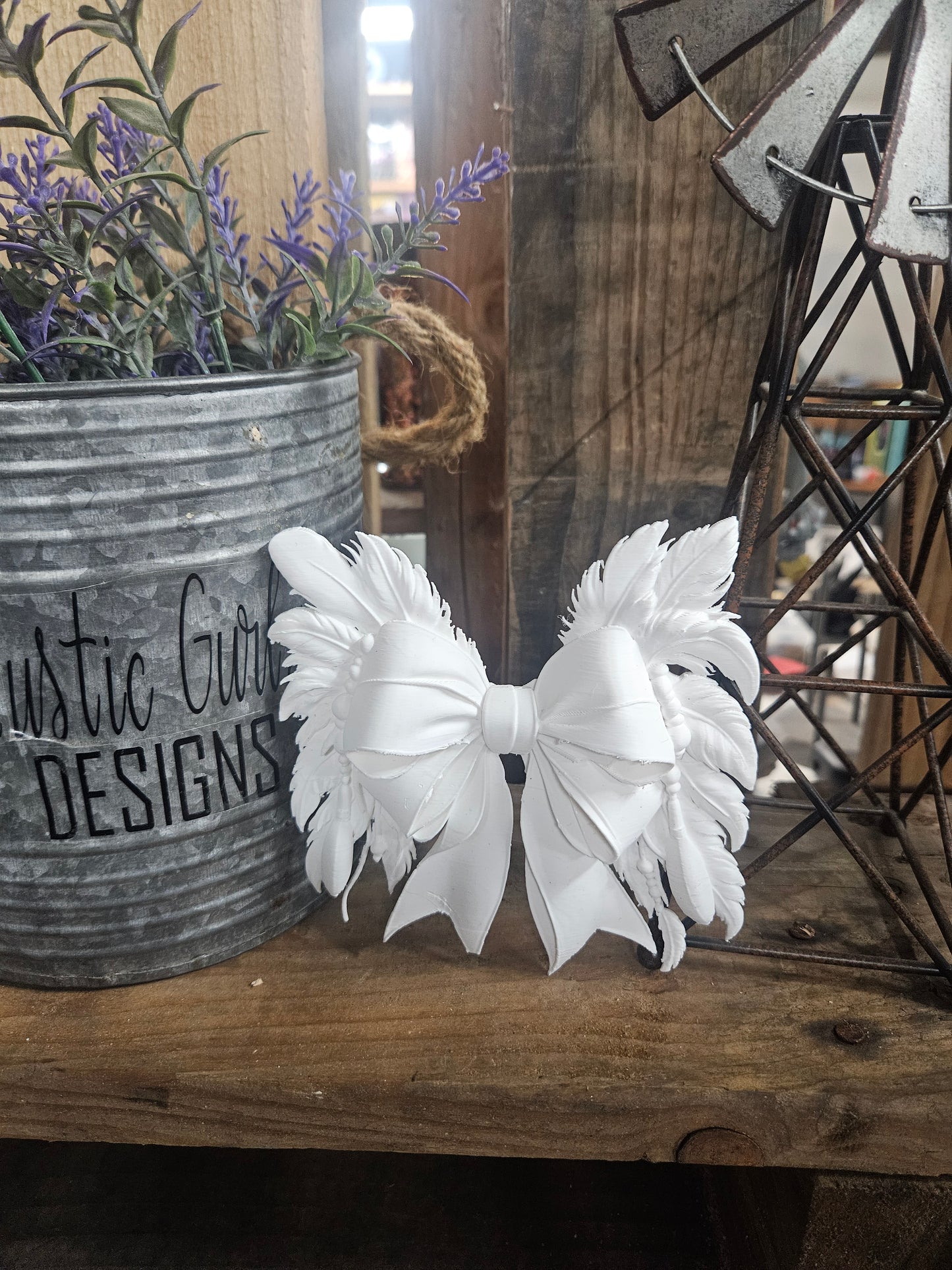 Feathered Bow Hugger