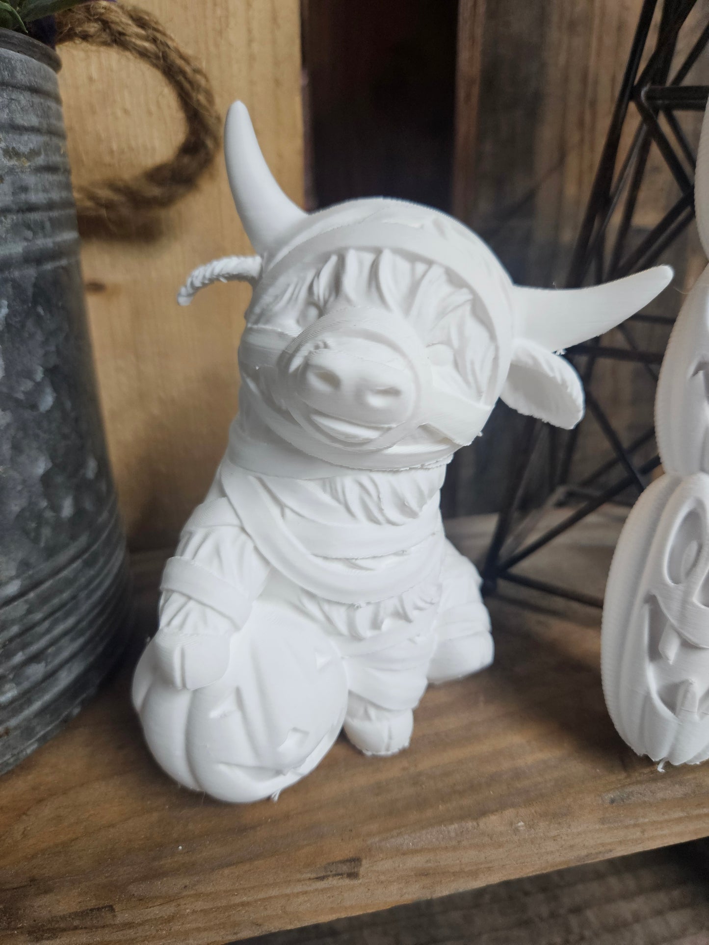 Highland Cow Mummy